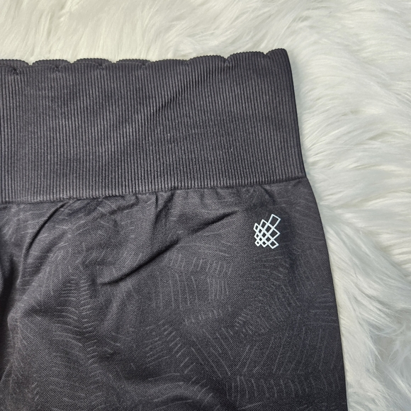 NWOT Jed North scalloped high waist leggings size large. - Picture 6 of 7